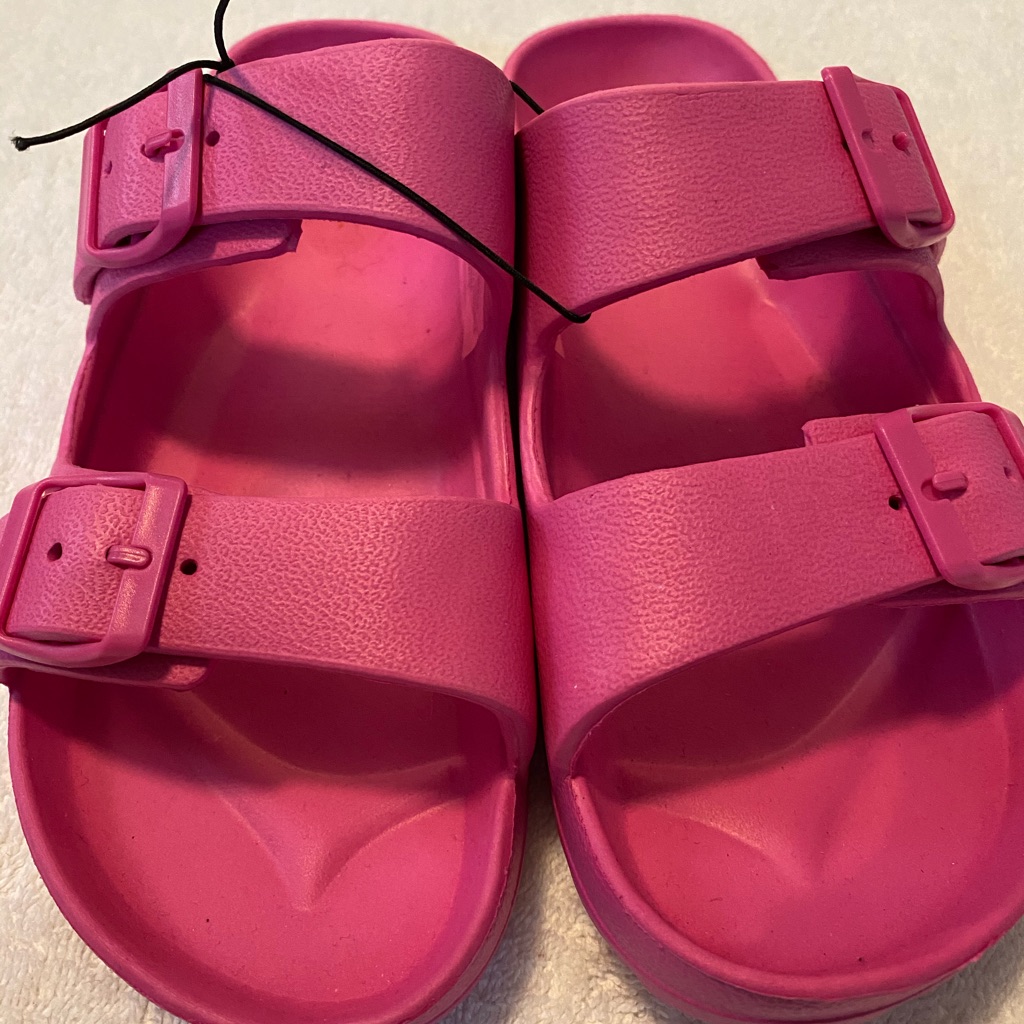 Brand New Amazingly Comfortable Slippers By Blank  Box 73